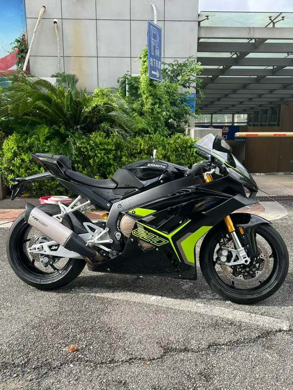 二手张雪机车820RR