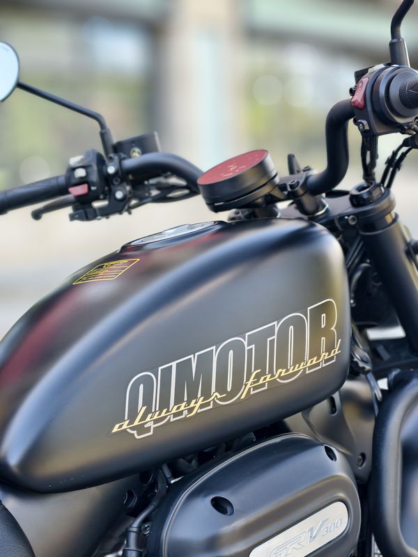 二手QJMOTOR闪300
