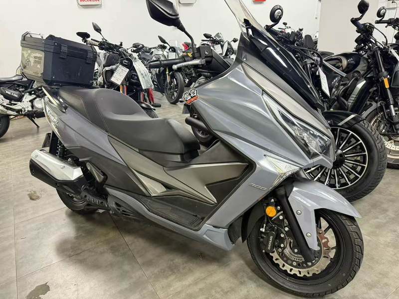 二手大阳V锐 300T
