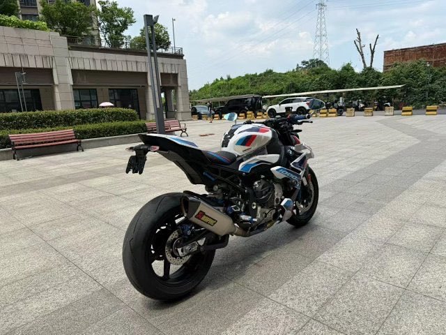 二手宝马M 1000 R