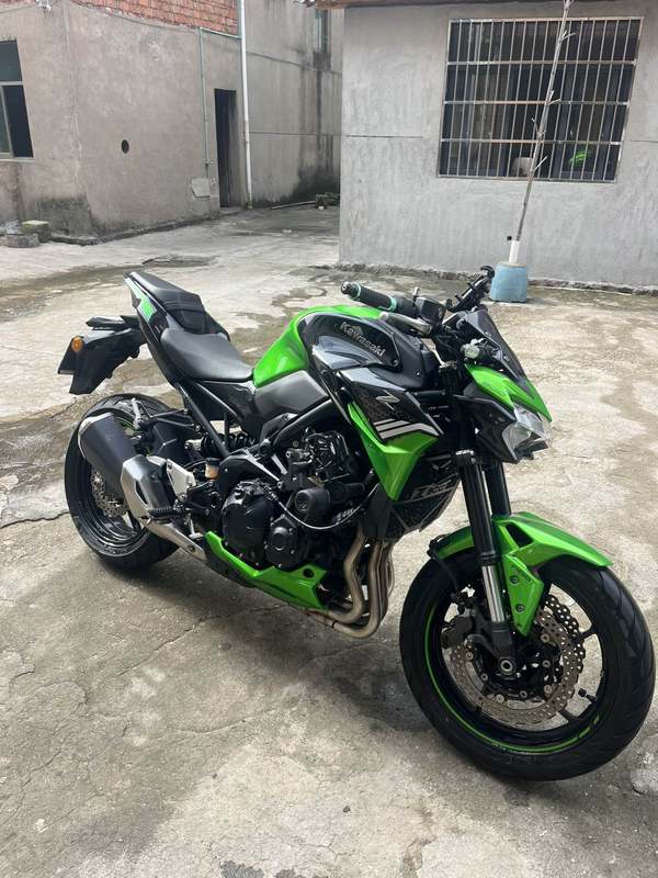 二手川崎Z900
