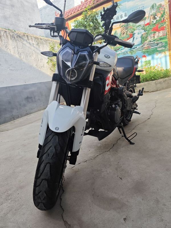 二手贝纳利蓝宝龙 BN302S