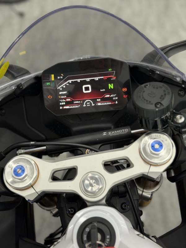 二手张雪机车500RR