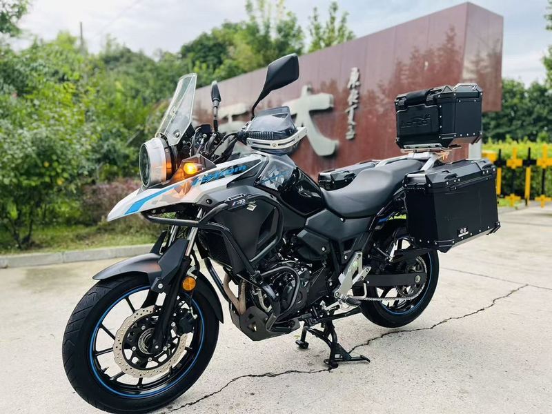 二手豪爵铃木DL250
