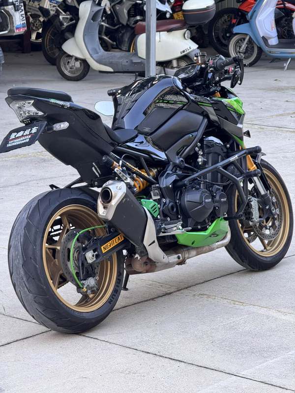 二手川崎Z900