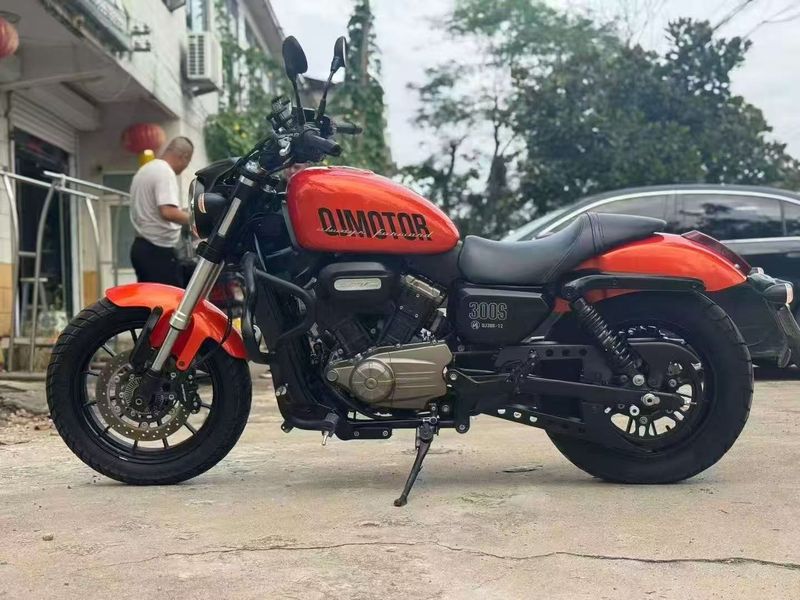 二手QJMOTOR闪300