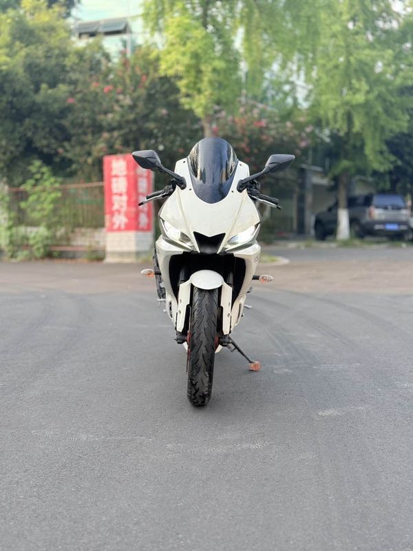 二手雅马哈YZF-R3