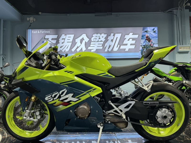 二手张雪机车500RR