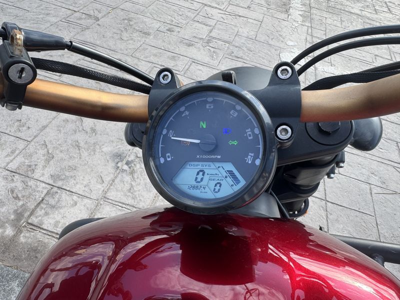 二手庄威V400