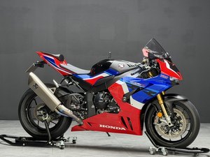 二手本田CBR 1000 RR-R