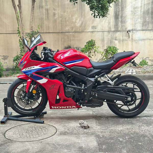 二手本田CBR650R