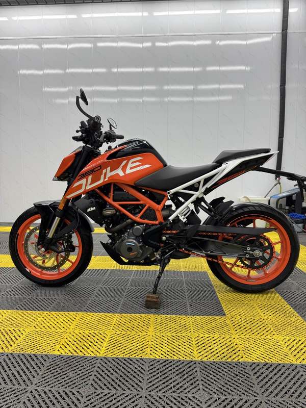 二手KTMR2R390 Duke