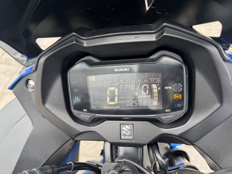 二手豪爵铃木GSX250R