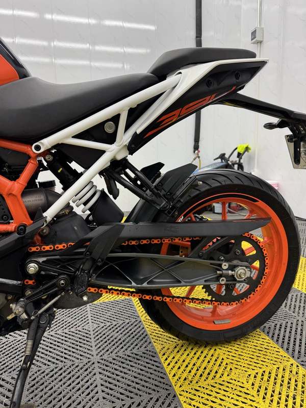 二手KTMR2R390 Duke