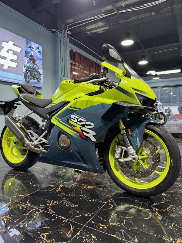 二手张雪机车500RR