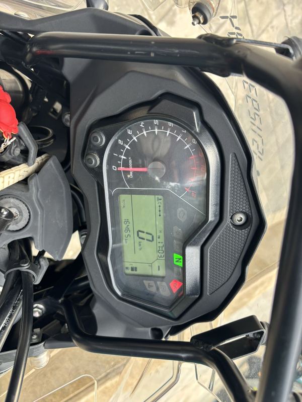 二手贝纳利金鹏 TRK502