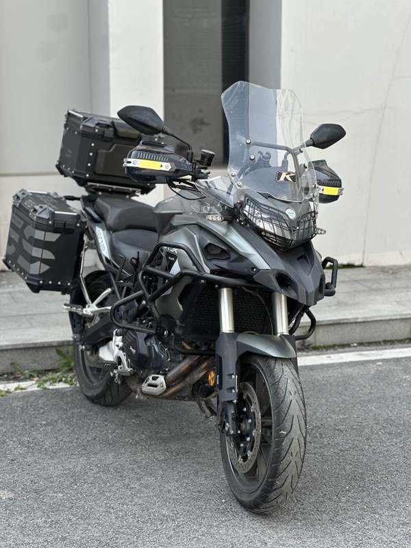 二手贝纳利金鹏 TRK502