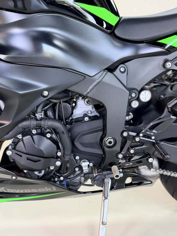 二手川崎Ninja ZX-6R 