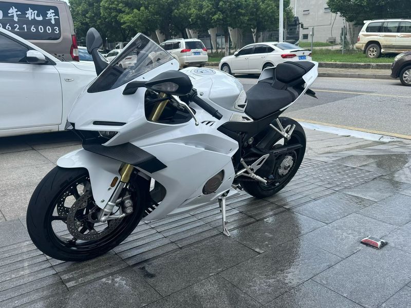 二手张雪机车500RR