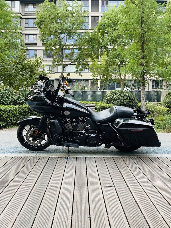 二手哈雷戴维森公路滑翔 Road Glide
