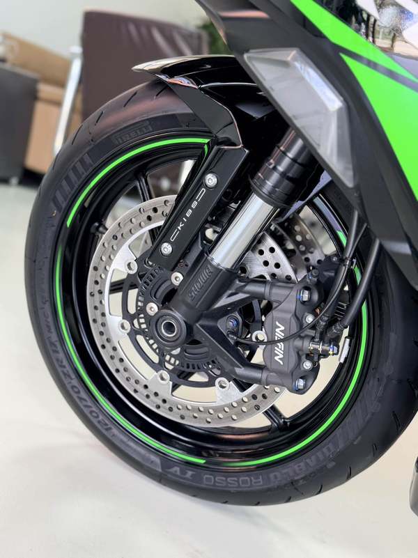 二手川崎Ninja ZX-6R 