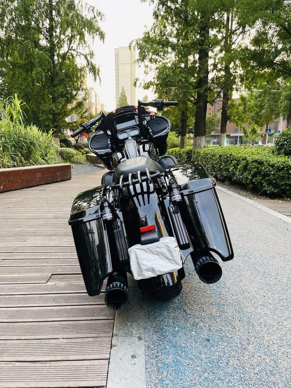 二手哈雷戴维森公路滑翔 Road Glide