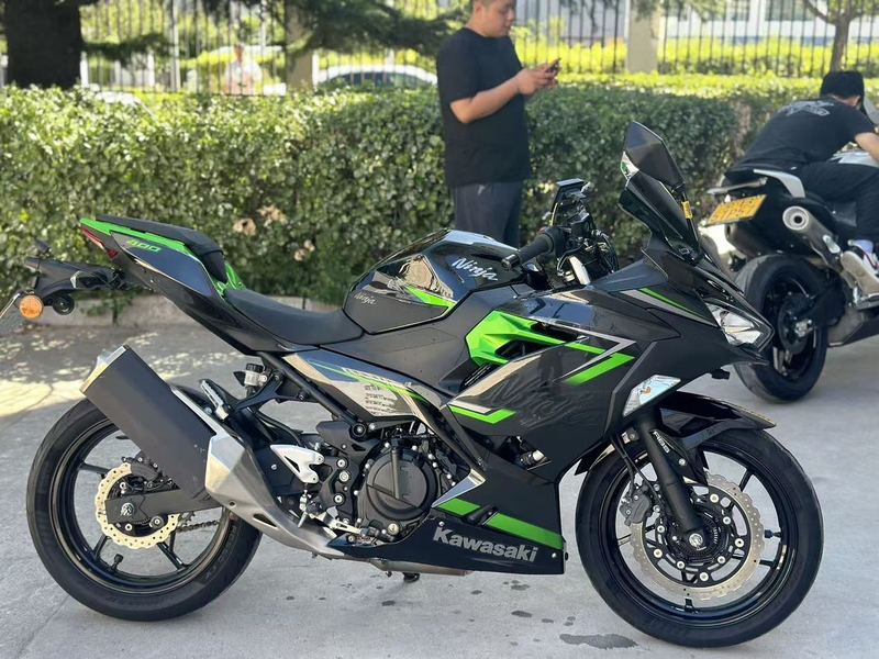 二手川崎Ninja 400