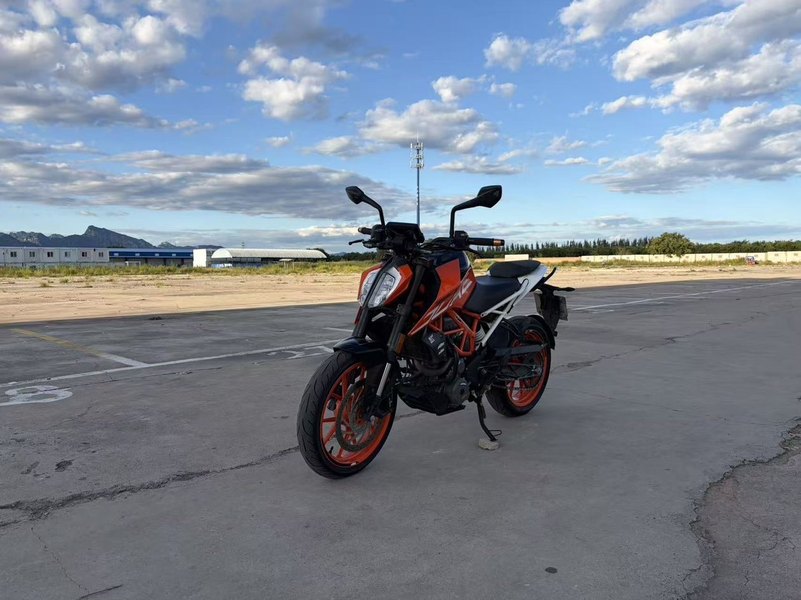 二手KTMR2R390 Duke