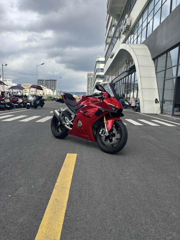 二手张雪机车500RR