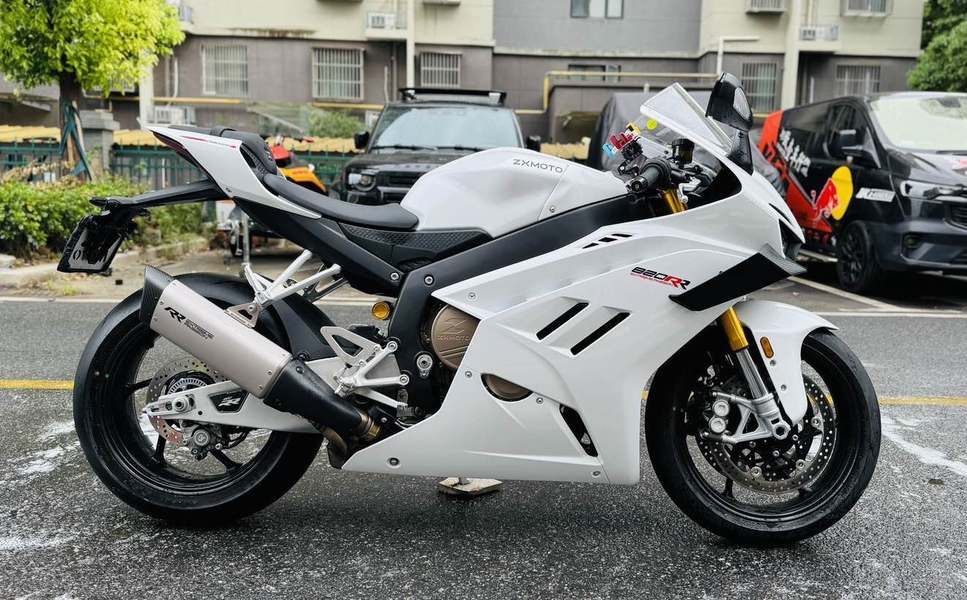 二手张雪机车820RR