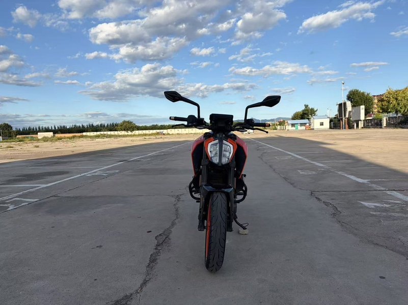二手KTMR2R390 Duke