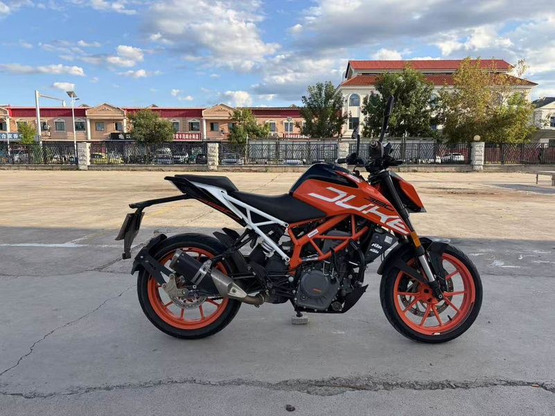 二手KTMR2R390 Duke