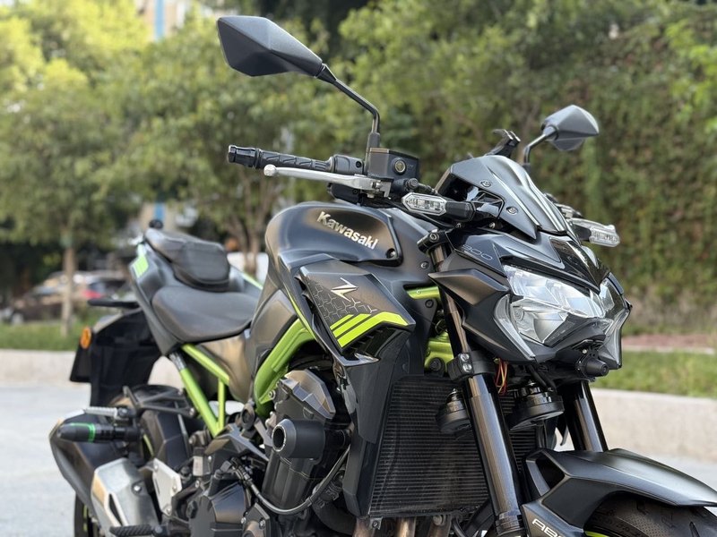 二手川崎Z900