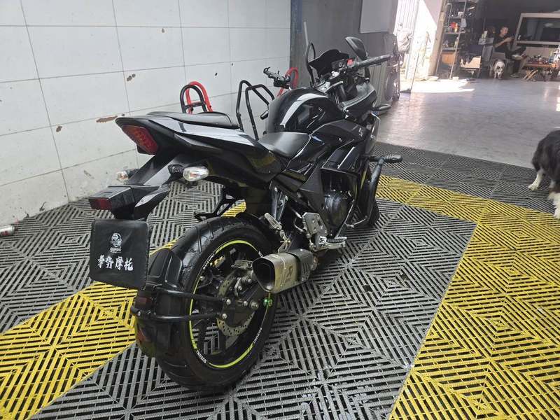 二手豪爵铃木GSX250R