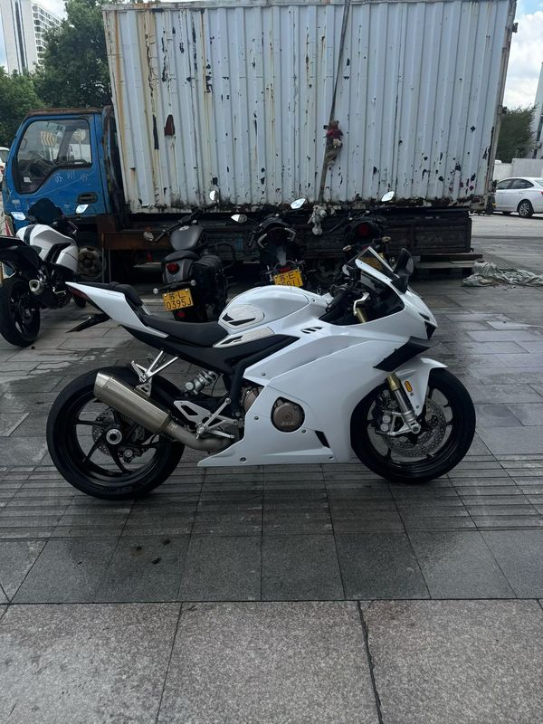 二手张雪机车500RR