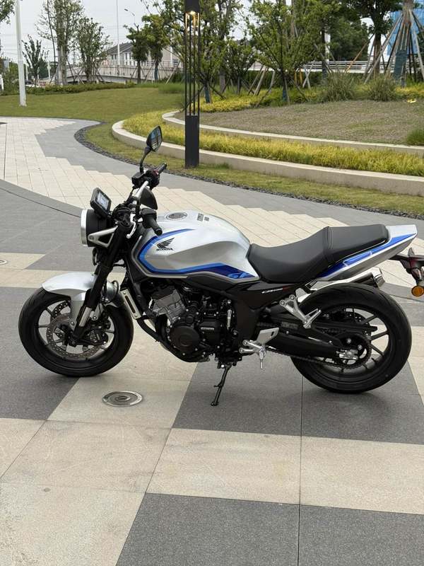 二手本田CB500 Super Four