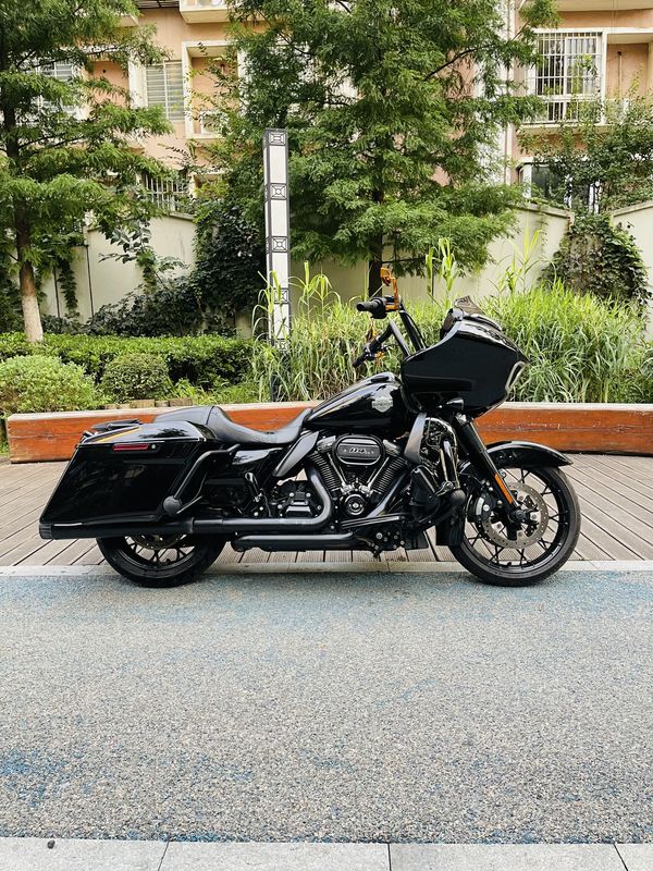 二手哈雷戴维森公路滑翔 Road Glide