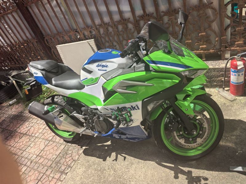 二手川崎Ninja 500