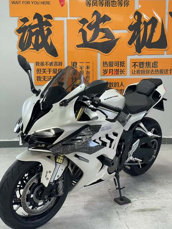 二手QJMOTOR赛600