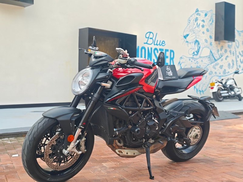 二手奥古斯塔Brutale 800