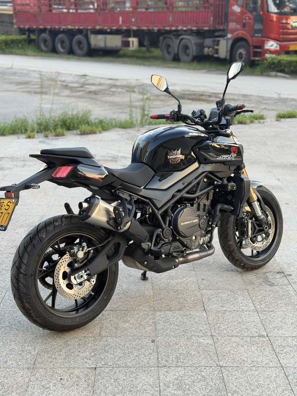 二手QJMOTOR追900