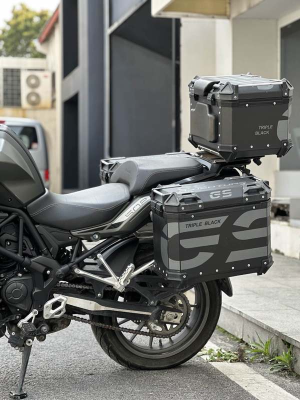 二手贝纳利金鹏 TRK502