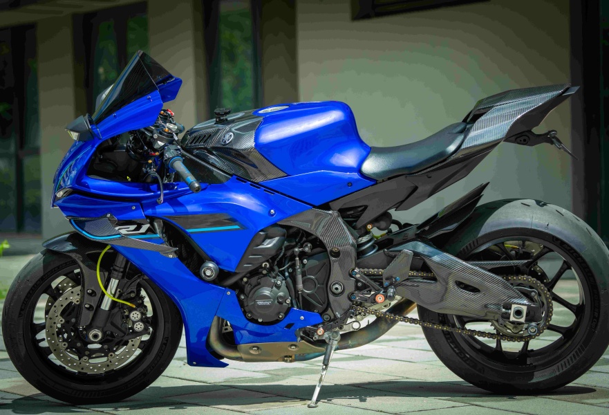 二手雅马哈YZF-R1