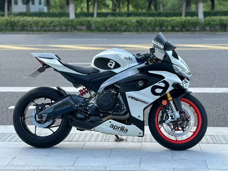 二手阿普利亚RS 660 