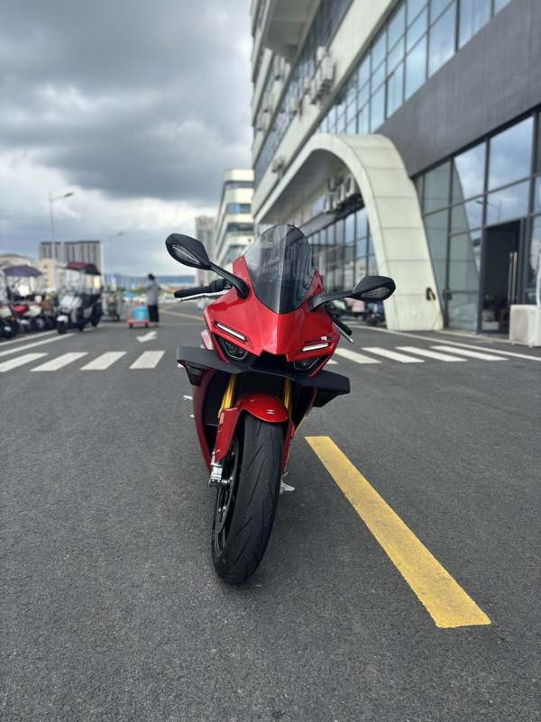二手张雪机车500RR