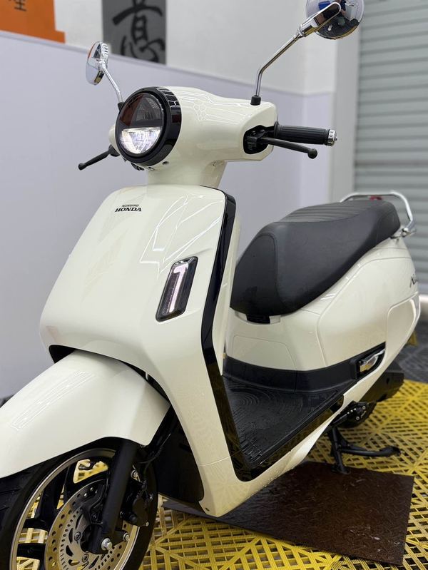 二手新大洲本田NS125LA
