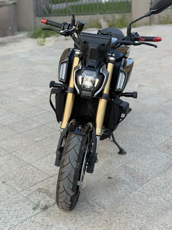 二手QJMOTOR追900