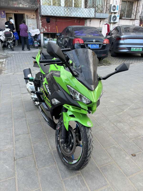 二手川崎Ninja 400