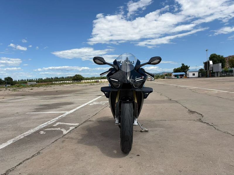 二手张雪机车500RR