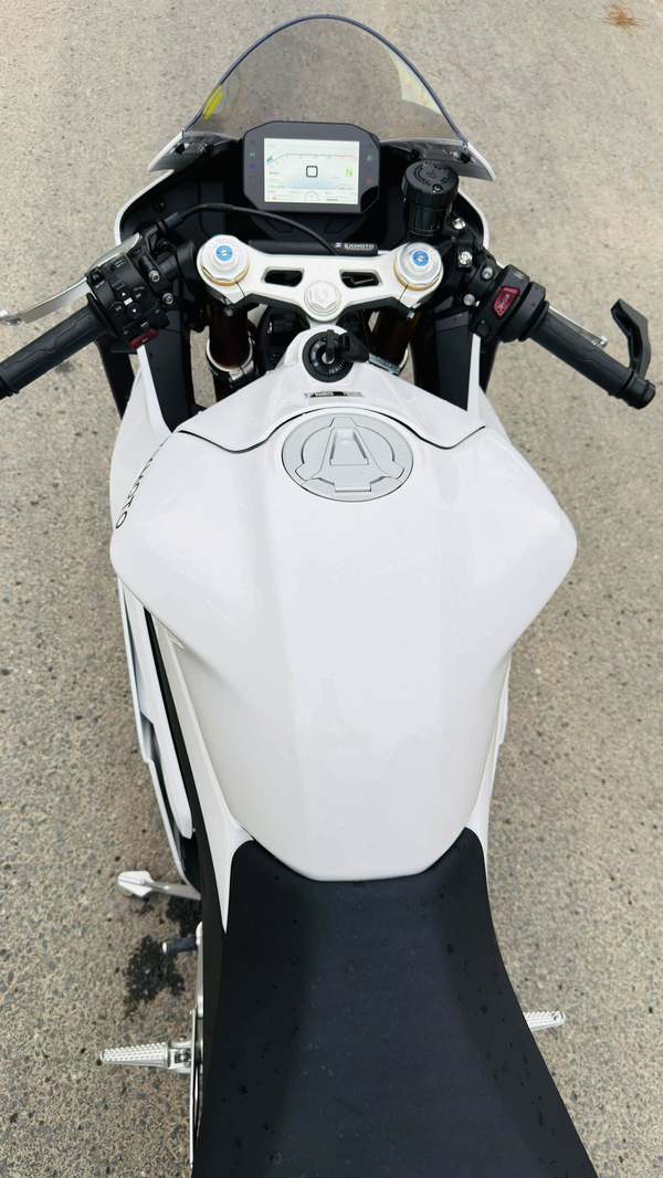 二手张雪机车500RR